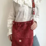 Damska torebka sztruksowa - ROMANCE - DOG AHEAD