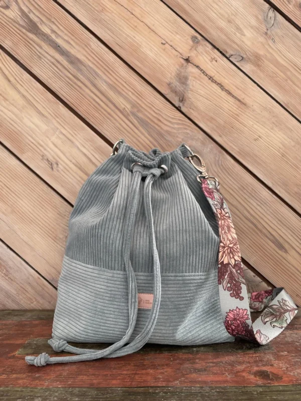 Damska torebka sztruksowa - SEPTEMBER - DOG AHEAD